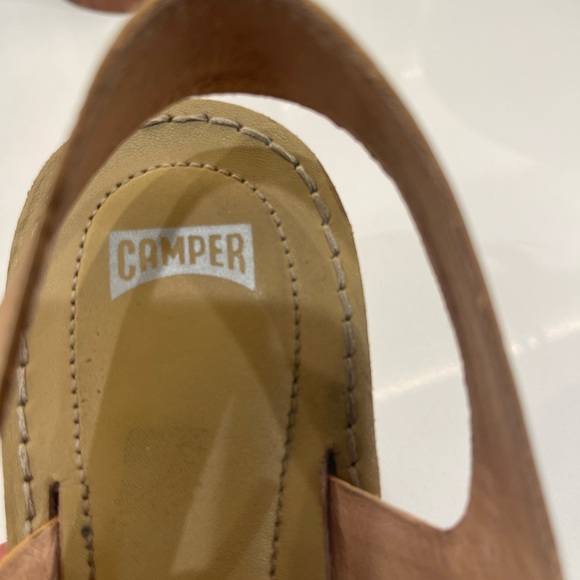 CAMPER TWINS -  Versatile Cream/Tan Sandals,      Size 40 - Picture 10 of 12